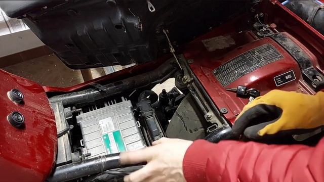 BMW K1100LT battery location