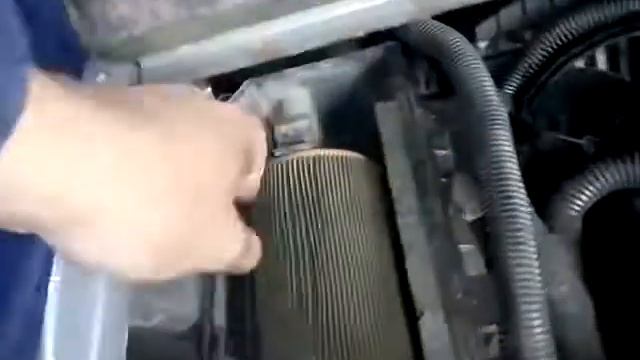 How to change air filter on smart car 0.8 cdi