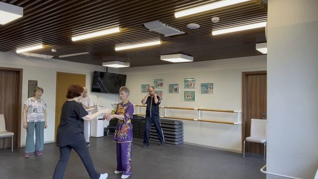 Цигун и тайцзицюань. Формула счастья с чемпионкой Европы. Искусство шелковой нити в Сань шоу пао.