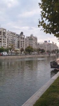 Dambovita River ll Bucharest ll Portrait footage ll Timelaps