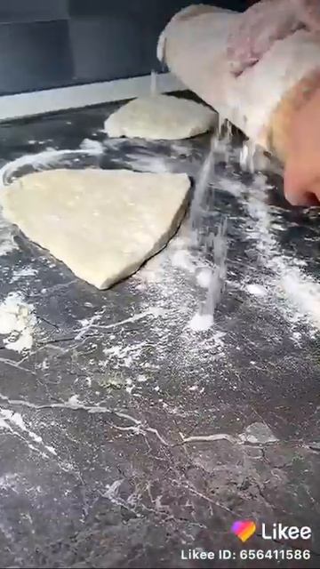 делаем вкусные мини пончики