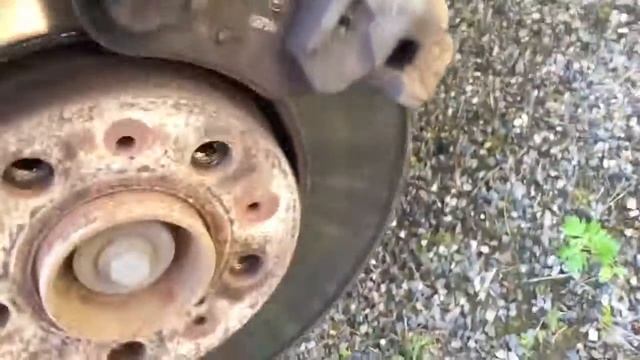 Volvo V70 brake caliber