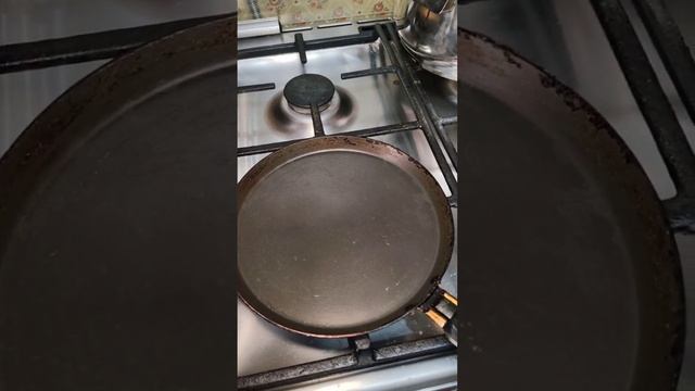 блинчики заварные с икрой от Черепа