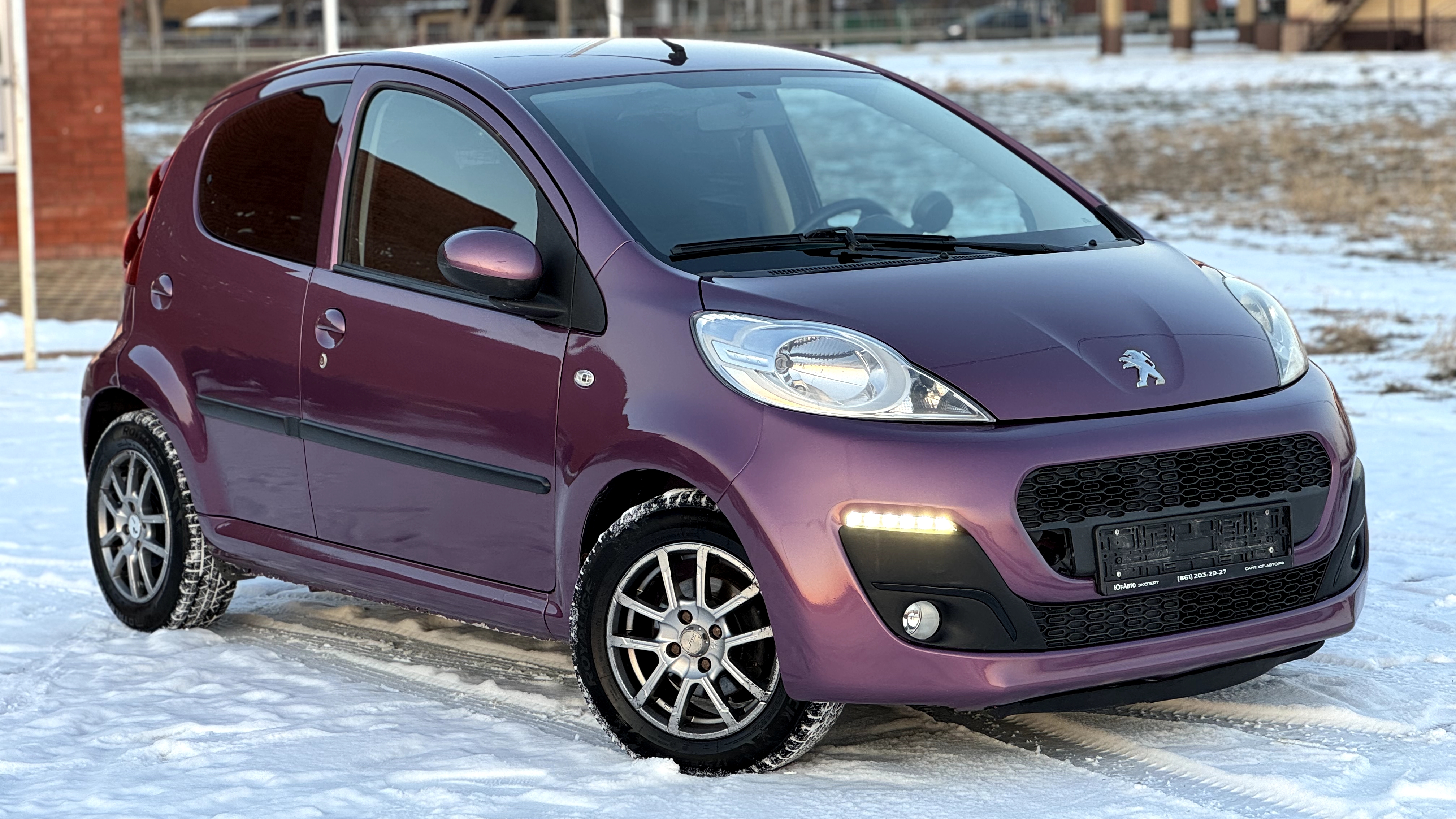 Peugeot 107 2012 год! АВТО В ЗАВОДСКОМ ОКРАСЕ! МЕСТНЫЙ АВТО! ХОРОШАЯ КОМПЛЕКТАЦИЯ!