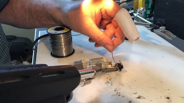Repairing 2006 Jetta Trunk Latch Actuator