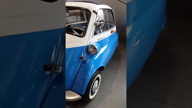 BMW Isetta 250 di BMW WELT MUNCHEN hari Sabtu 31 Maret 2018