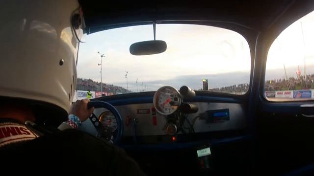 LiL Lizzy Back In the 10's - VW Action Night Racing 2014