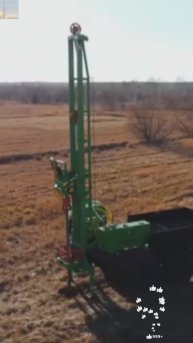 Отечественная буровая установка УРБ-2Д3 на самоходном шасси.