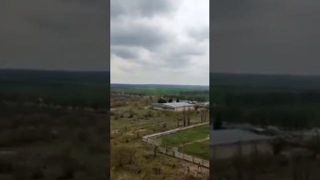 Ка-52 прикрывает Ми-8, пока тот забирает раненых. Харьковская обл.
