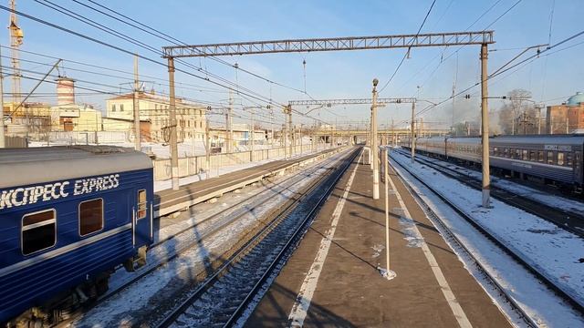 утренняя группа поездов на Москву пл. Рижская Октябрьской железной дороги