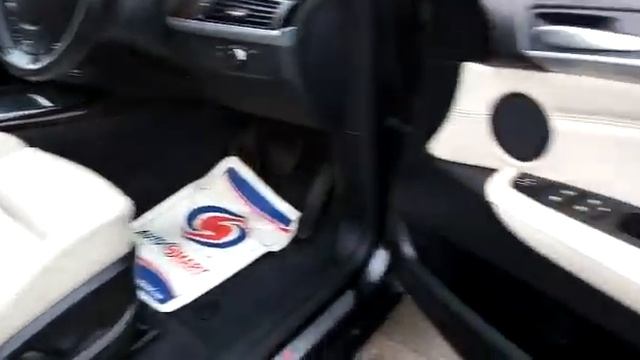 YG12 - BMW X5 40D