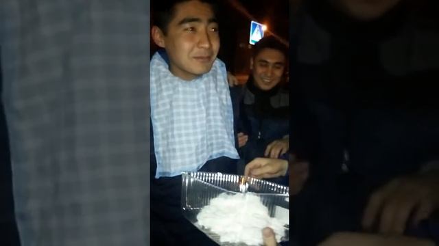 Акку happy