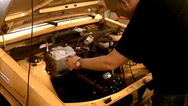 Motorüberholung: Erste Kompressionsmessung Passat B1 32 1976