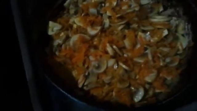 Перец фаршированный грибами