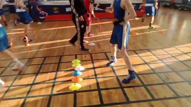 Ржевские боксеры в г.Осташков.Крутой видос.