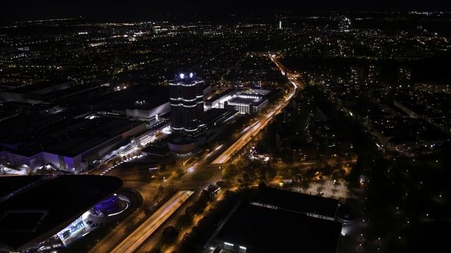 timelaps Olympiaturm München, BMW M Town