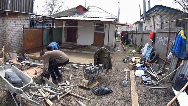 бетонирование в частном доме , заливка бетона по грунту ,бетонирование двора , бетон , бетонщики