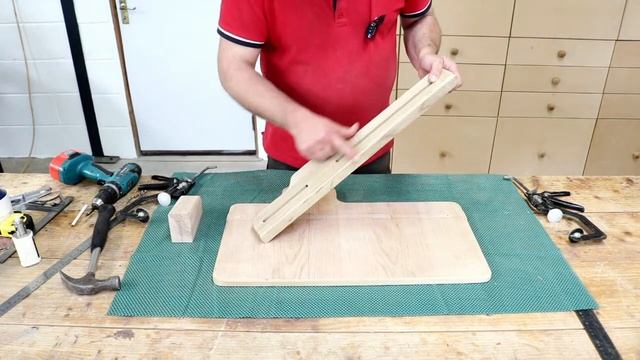 How to Enhance Your Table Saw with a Mini Cross Cut Sled - DIY Woodworking