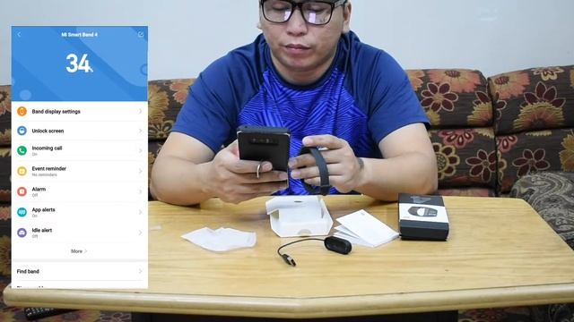 Mi Smart Band 4 | UNBOXING | compare to Mi Band 3