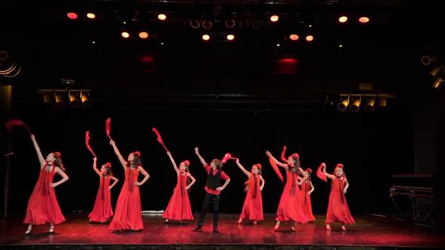 Rumba Flamenca from Spain, Salsa & Flamenco Dansakademi