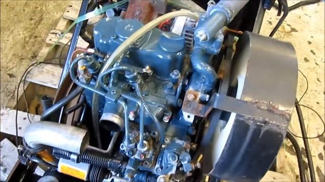 Kubota Z482 Super Mini Series engine Running