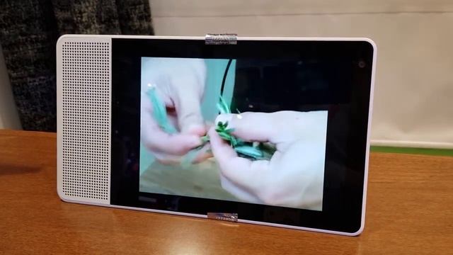 Lenovo SmartDisplay con Google Assistant, anteprima in italiano da MWC 2018