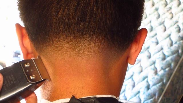Bald Taper- Outlining The Neck - HD Tutorial