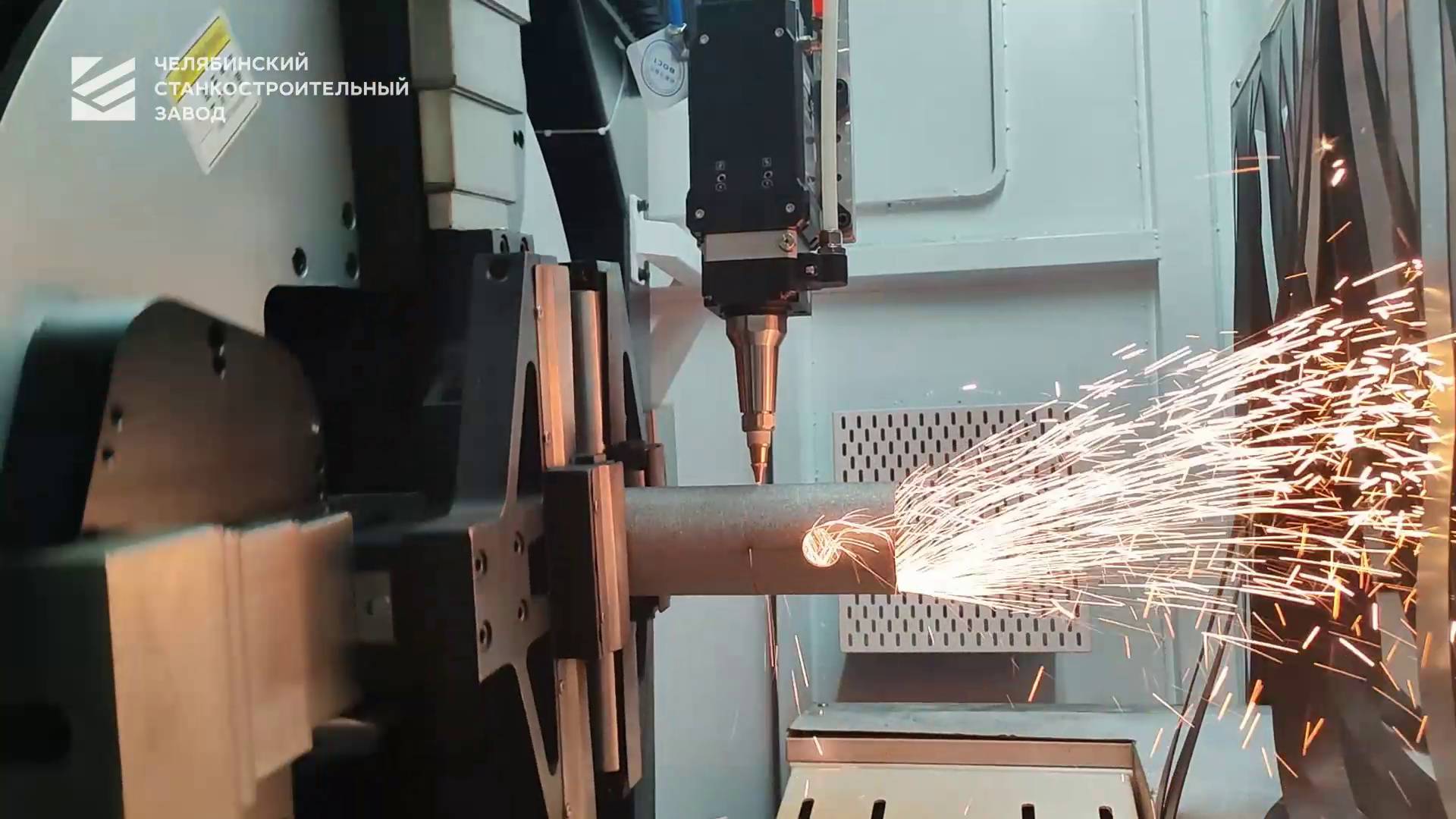 ВИДЕООБЗОР 12-МЕТРОВОГО ЛАЗЕРНОГО ТРУБОРЕЗА ЮНИОР-Т ОТ ЧСЗ