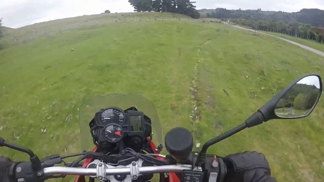 BMW F650GS Whakaipo Bay off-roading.