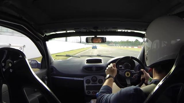 Clio 197 vs Megane Cup Stage 2 at Donnington   22nd July 2020