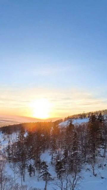 На закате. Подъемник. Сахалин