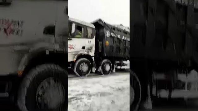 Хочешь не хочешь, а ехать надо 💪
