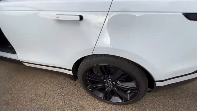Range rover velar 3.0d V6 300ch R-dynamic Black and White AWD BVA