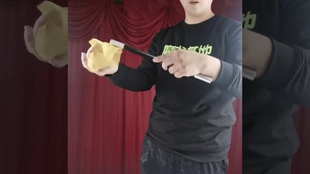 Фокус с палочкой и платком