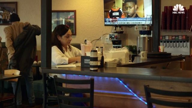 Search For The Perfect Burrito: Colorado’s Spicy, Smothered Goodness | NBC Latino | NBC News