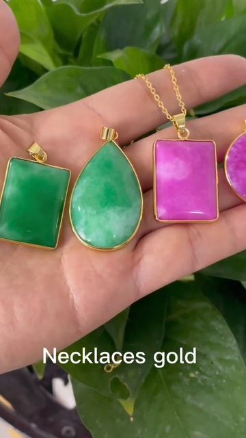 jade jewelry necklace
