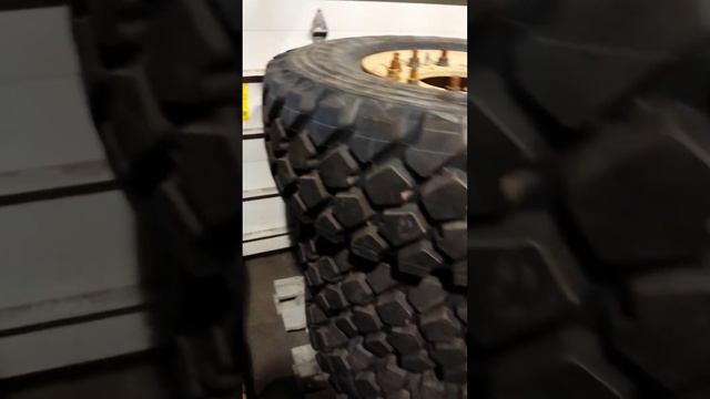 NEW Michelin XZL 395/85R20 Tires on Rim