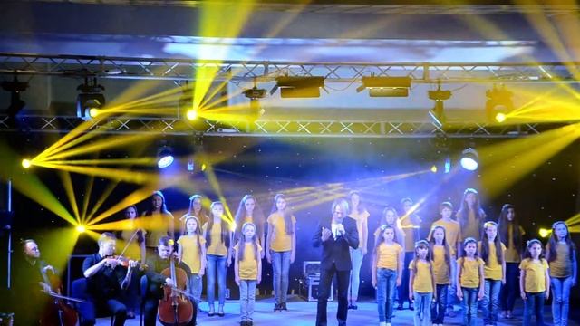 Назар Савко і МС "Джерело"- Небесна сотня (Людина Року 2015)