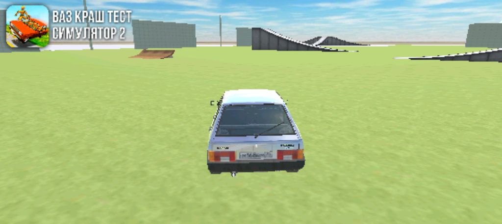 Настя играет в комп