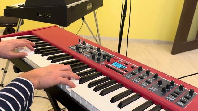 Виктор Резников - Снился Мне Сон, фрагмент песни (мой кавер, пианино + вокал, отрывок)