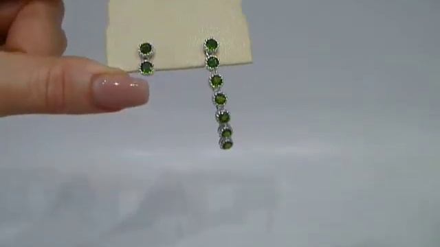 Асимметричные серьги-винтики с натуральным хромдиопсидом Серебро 925