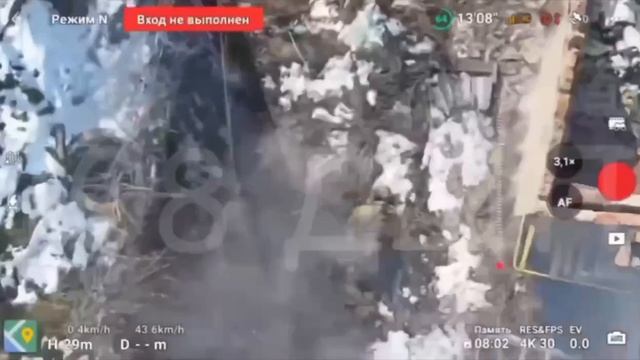 Уничтожение наемника из Швеции сбросами с коптера.   Пытался сдаться дрону, но не получилось   В...