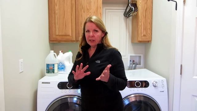 How To Wash Fleece To Keep It Soft- Laundry Solutions Tips Tricks Hacks
