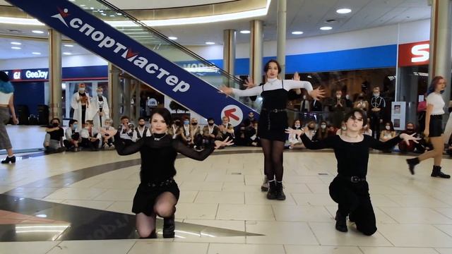 [KPOP IN PUBLIC RUSSIA] ONE TAKE ver. WEKI MEKI - OOPSY cover by HIGH HEELS