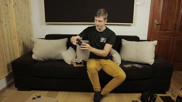 Unboxing Blackmagic Design URSA Mini 4.6K EF (Môlča records s.r.o.)