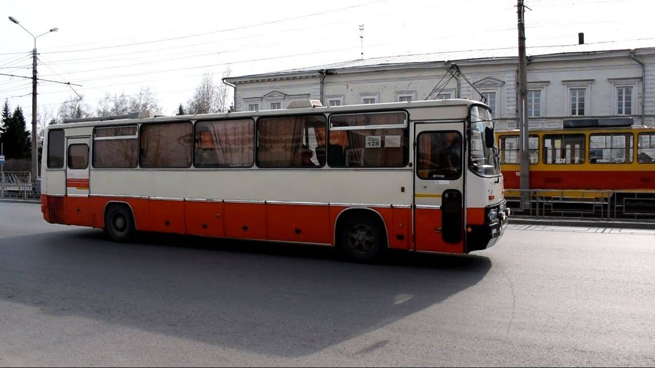 Автобус Икарус-250 (Ikarus 250.95)(Х 221 ТТ 22)