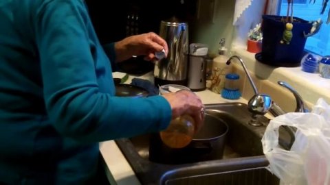 Complete Pickled Pigs Feet