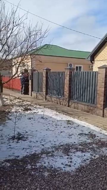 Изготовили и установили ворота.