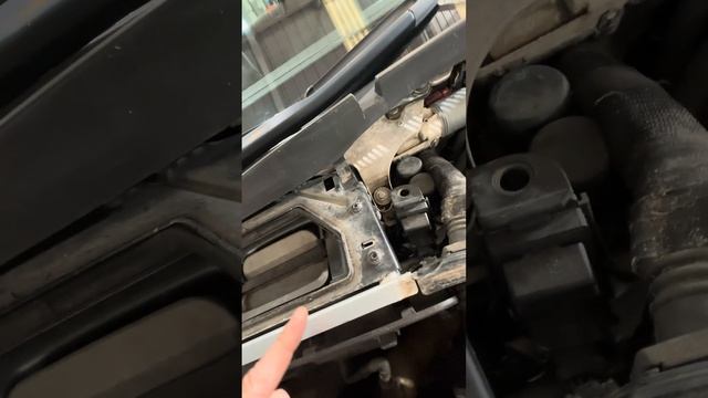 Another Broken VW Phaeton