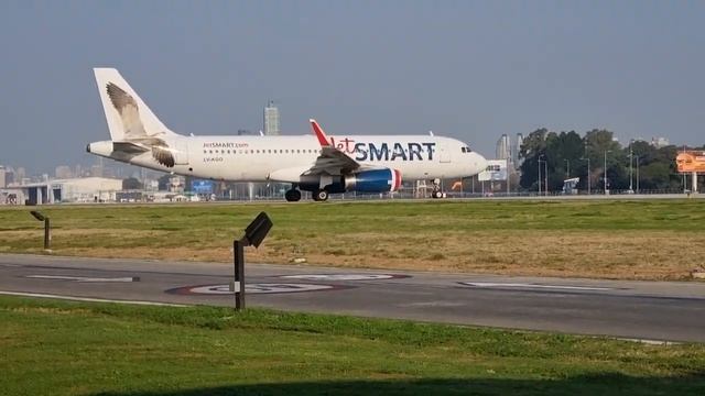 Double Trouble! Aerolineas Argentinas's E190 LV-CHS and Jetsmart Argentina's A320 LV-KGO